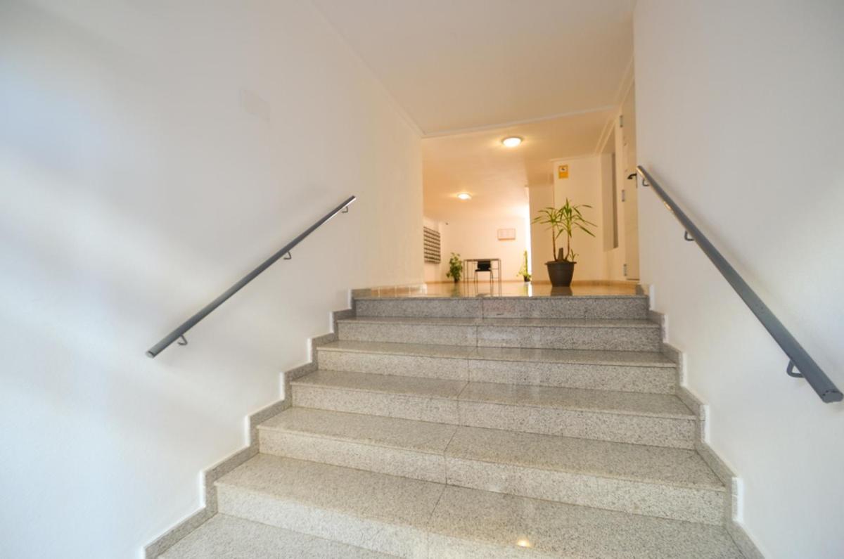Schoene Wohnung Mit Pool , Wi-Fi Und Privat Garage Torrevieja Exterior photo